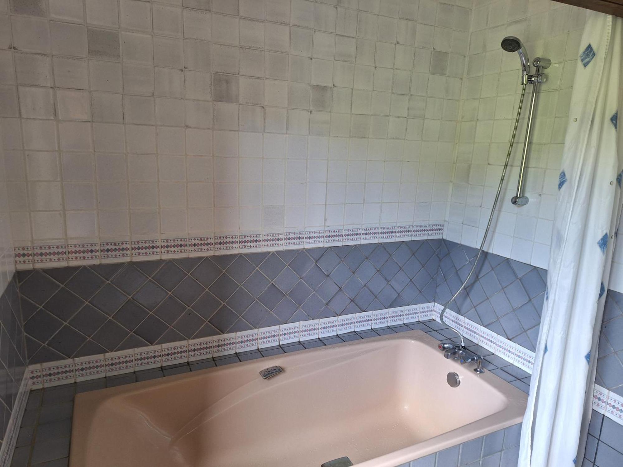 Chambres D'Hotes Les Melogottes Villapourcon Room photo